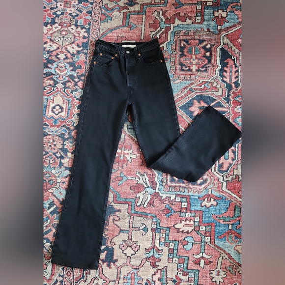 NWOT Levi's Ribcage Bootcut 24w High Rise Black Jeans - Picture 1 of 5